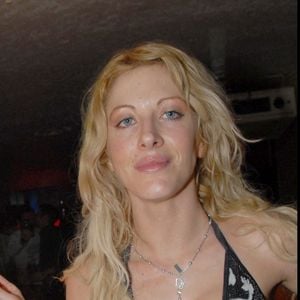 Anniversaire de Loana au Club de l'Etoile à Paris.