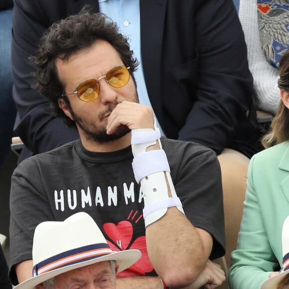 Amir Haddad et sa femme Lital - Célébrités dans les tribunes des internationaux de France de tennis de Roland Garros à Paris, France, le 9 juin 2019. © Jacovides-Moreau/Bestimage 