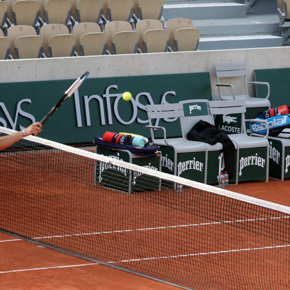 Ophélie Meunier et Pierre-Henri Mathieu ont affronté le chanteur Amir Jaddad et la tenniswoman Pauline Parmentier en finale du tournoi de tennis du programme "Stars, Set et Match", dont la marque française "Hair rituel by Sisley" est le partenaire officiel, sur le court Simonne-Mathieu dans le cadre des Internationaux de Roland Garros à Paris. Le 7 Octobre 2020 © Dominique Jacovides / Bestimage