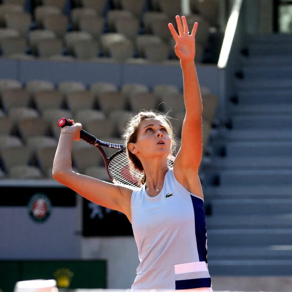 Ophélie Meunier et Pierre-Henri Mathieu ont remporté le tournoi de tennis du programme "Stars, Set et Match", dont la marque française "Hair rituel by Sisley" est le partenaire officiel, sur le court Simonne-Mathieu dans le cadre des Internationaux de Roland Garros à Paris. Le 7 Octobre 2020 © Dominique Jacovides / Bestimage