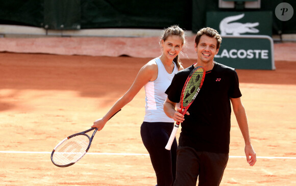 Ophélie Meunier et Pierre-Henri Mathieu ont remporté le tournoi de tennis du programme "Stars, Set et Match", dont la marque française "Hair rituel by Sisley" est le partenaire officiel, sur le court Simonne-Mathieu dans le cadre des Internationaux de Roland Garros à Paris. Le 7 Octobre 2020 © Dominique Jacovides / Bestimage