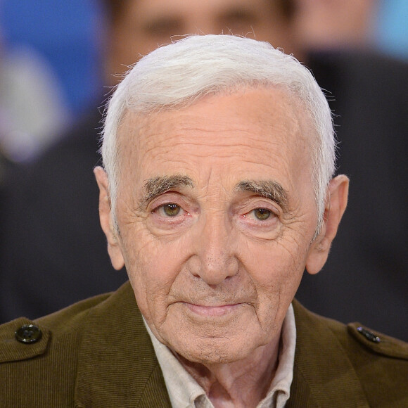 Charles Aznavour - Enregistrement de l'émission "Vivement Dimanche" à Paris le 27 mai 2015 et qui sera diffusée le 21 juin 2015. Invité principal Michèle Torr