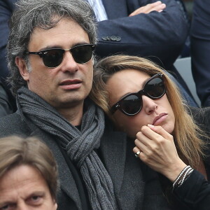 Laura Smet et son compagnon Raphaël - People dans les tribunes de la finale homme des internationaux de France de Roland-Garros à Paris le 5 juin 2016. © Moreau-Jacovides / Bestimage