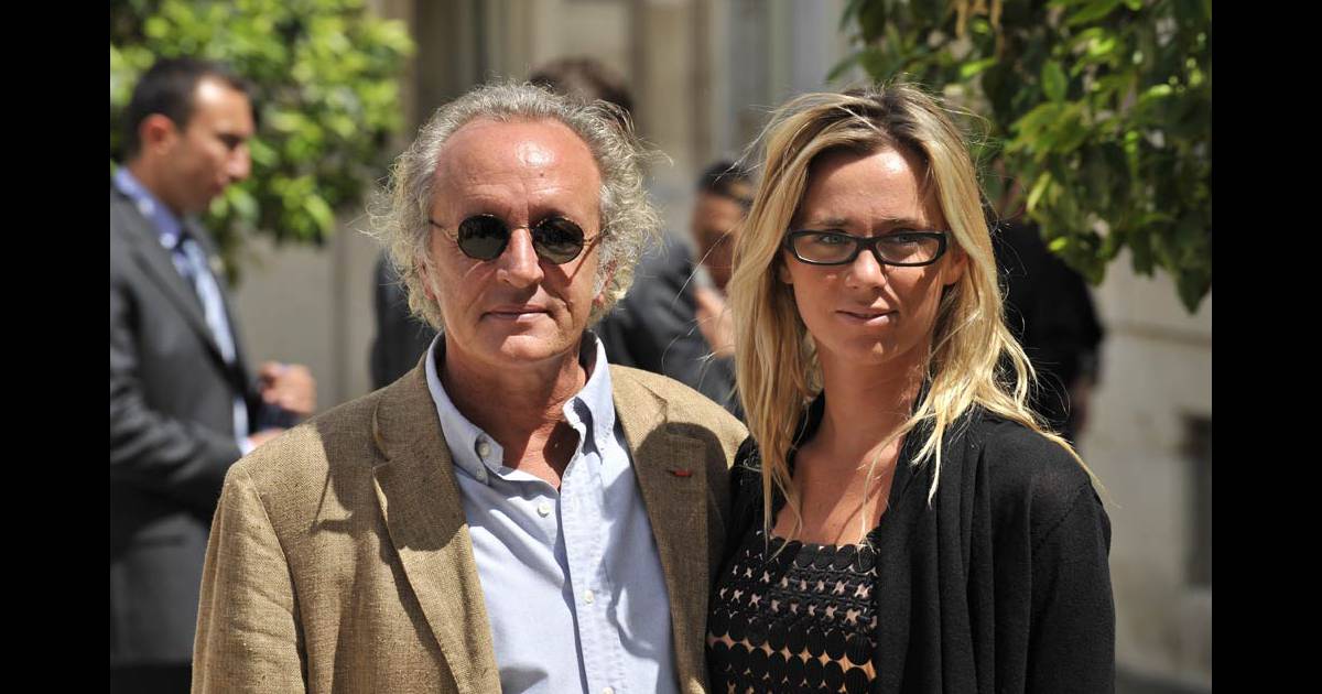 Didier Barbelivien et sa femme à la garden party élyséenne ...
