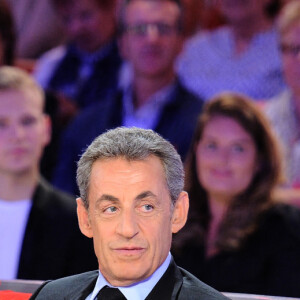 Exclusif - Carla Bruni-Sarkozy, Nicolas Sarkozy et Michel Drucker - Enregistrement de l'émission "Vivement Dimanche" à Paris le 30 septembre 2019. Diffusion le 06/10/2019 sur France 2 . © Guillaume Gaffiot/Bestimage