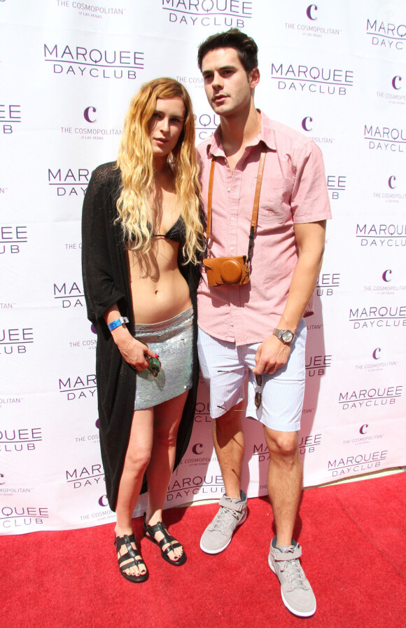 Rumer Willis et son petit ami Jayson Blair - Soiree 'Marquee Dayclub Season' a l'hotel Cosmopolitan de Las Vegas le 6 avril 2013.