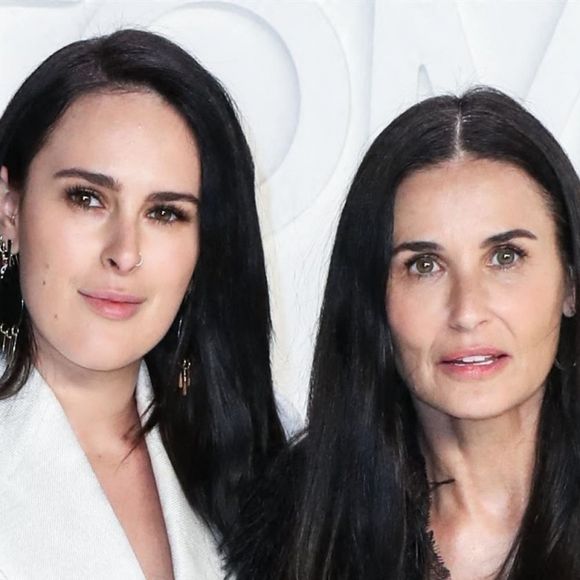 Rumer Willis et sa mère Demi Moore - Les célébrités posent avant d'assister au défilé Tom Ford: Autumn/Winter 2020 aux Milk Studios dans le quartier de Hollywood à Los Angeles, le 7 février 2020