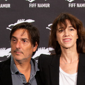 Yvan Attal et Charlotte Gainsbourg lors du photocall de " Mon chien stupide " pour la 34e édition du FIFF - Festival International du Film Francophone de Namur. Belgique, Namur, le 1er octobre 2019.