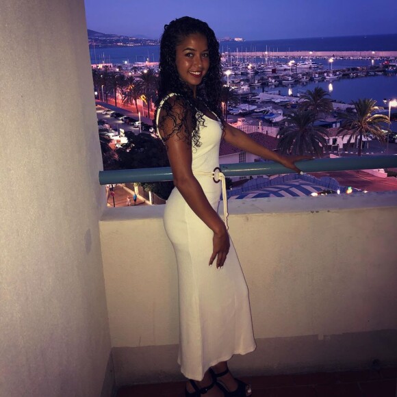 Malika Alaoui sublime en robe blanche, le 9 septembre 2019