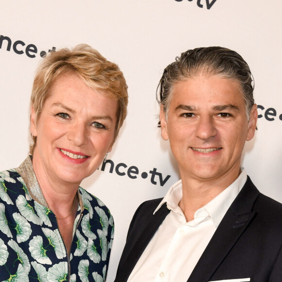 Elise Lucet, Stéphane Lippert au photocall de la conférence de presse de France 2 au théâtre Marigny à Paris le 18 juin 2019. © Coadic Guirec / Bestimage