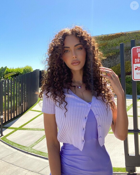 Nabilla, ancienne candidate de télé-réalité et heureuse maman du petit Milann (1 an), né de ses amours avec son mari Thomas Vergara.