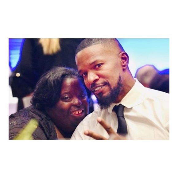 Jamie Foxx rend hommage à sa soeur Deondra sur Instagram.