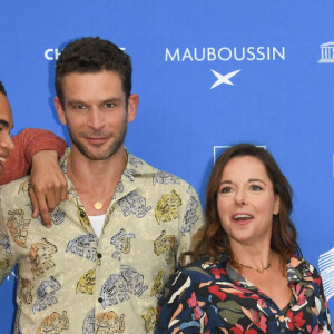 Théo Christine, Arnaud Valois, Laure Calamy et Nicolas Maury - Photocall du film "Garçon chiffon" - Festival du film Francophone d'Angoulême 2020. Le 30 août 2020. © Guirec Coadic / Bestimage