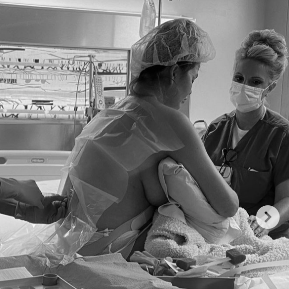 Chrissy Teigen à l'hôpital avec son mari John Legend et leur fils Jack, mort né. Octobre 2020.