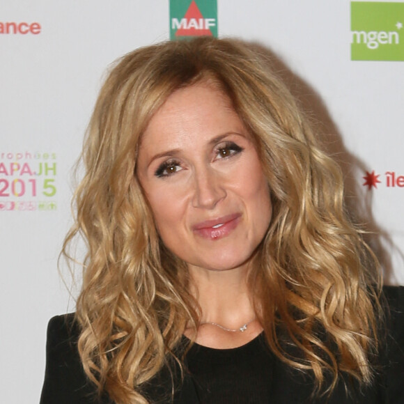 Lara Fabian - 11ème édition des Trophées de la fédération des APAJH au Carrousel du Louvre à Paris le 10 novembre 2015. © CVS / Bestimage 