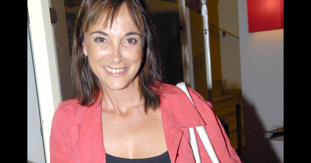 Ariane Carletti Ã  la premiÃ¨re du tÃ©lÃ©film Mourir d'aimer