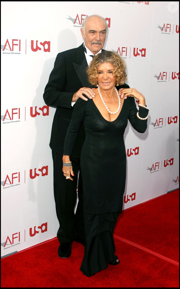 Sean Connery avec sa femme Micheline Roquebrune en juin 2006.