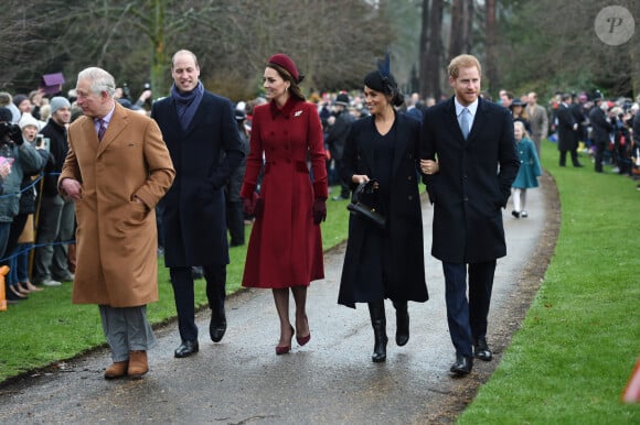 Le prince Charles, le prince William, Kate Middleton, Meghan Markle (enceinte), le prince Harry - La famille royale britannique se rend à la messe de Noël à l'église Sainte-Marie-Madeleine à Sandringham, il y a deux ans.