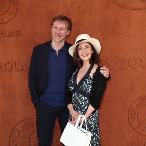 Valérie Karsenti et son compagnon François Feroleto au village lors des internationaux de tennis de Roland Garros à Paris, France, le 1 juin 2019. © Jacovides-Moreau/Bestimage 