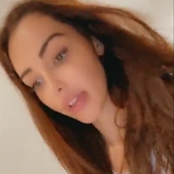 Nabilla a expliqué avoir perdu son alliance en rentrant à Dubaï, le 6 novembre 2020.