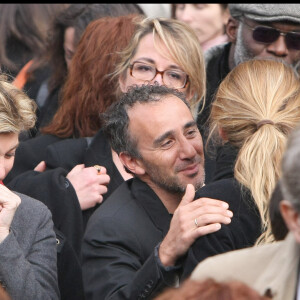 Michèle Laroque, Elie Semoun, Alice Taglioni - Obsèques de Jocelyn Quivrin à Paris en 2009.
