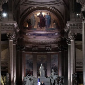 Le président de la République, Emmanuel Macron préside la cérémonie de panthéonisation de Maurice Genevoix, le 11 novembre 2020, au Panthéon, Paris . © Stéphane Lemouton / Bestimage