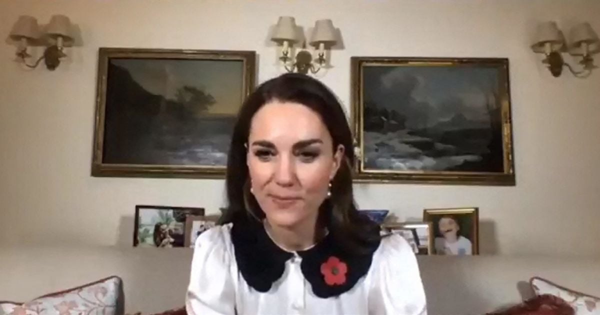 Photo of Kate Middleton: Ces jolies photos de famille exposées dans son salon Kensington