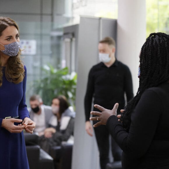 Kate Middleton, duchesse de Cambridge, visite l'Institut de biologie de la reproduction et du développement, à l'Imperial College de Londres, le 14 octobre 2020.