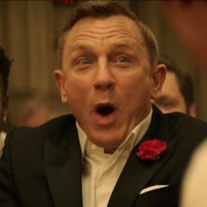 L'acteur Daniel Craig (James Bond) joue dans un sketch humoristique inspiré par le Coronavirus quelques jours seulement après la date de sortie initiale du dernier film 007, "No Time To Die". Le fléau du coronavirus a décalé la sortie du film en novembre 2020.