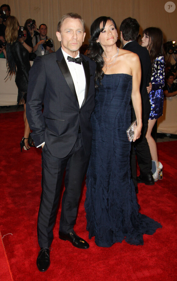 Daniel Craig et Satsuki Mitchell - Soirée de gala "The Costume Institute's American Woman : Fashioning a national identity" au Metropolitan Museum de New York.