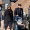Exclusif - Daniel Craig et sa femme Rachel Weisz se baladent dans la rue à New York avec leur fille le 25 mars 2019.