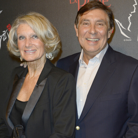 Jean-Pierre Foucault et sa compagne Evelyne - People a la generale de la comedie musicale "La Belle et la Bete" au Theatre Mogador a Paris, il y a sept ans.