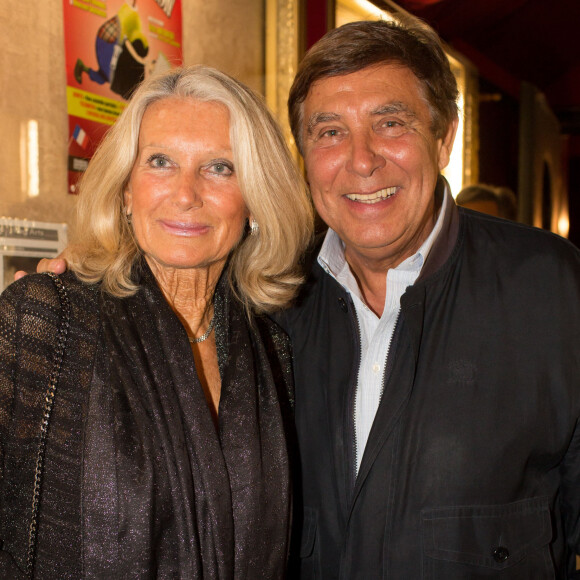 Exclusif - Jean-Pierre Foucault et sa compagne Evelyne - Francis Perrin fête ses 50 ans de carrière et revient sur scène pour une soirée spéciale avec "Molière malgré Moi" au théâtre de la Gaîté-Montparnasse à Paris le 18 juin 2016 entouré de sa famille et ses amis. © Romuald Meigneux / Bestimage 