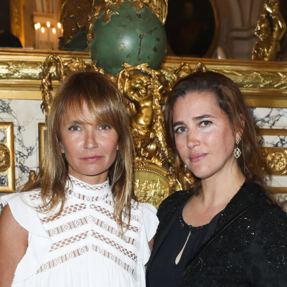 Axelle Laffont, Vahina Giocante - Présentation de la nouvelle collection Arthus Bertrand à la Grande Chancellerie de la Légion d'Honneur à Paris, le 3 juin 2019. © Olivier Borde/Bestimage