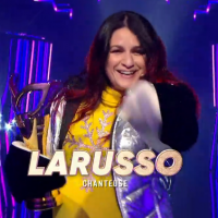 Larusso, cousine du présentateur Arthur : elle dévoile la nature de leur relation (EXCLU)