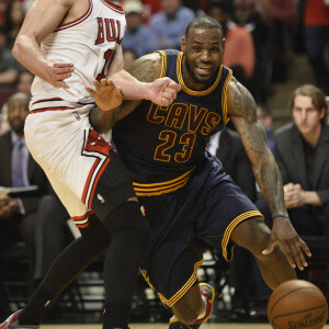 Joakim Noah lors du match de NBA opposant les Chicago Bulls aux Cleveland Cavaliers. Chicago, le 27 octobre 2015.