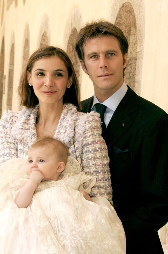 Baptême de Vittoria de Savoie en Italie en 2004, avec ses parents le prince Emmanuel-Philibert de Savoie et Clotilde Courau.