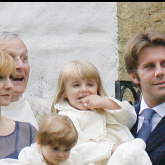 Le prince Emmanuel-Philibert de Savoie, son épouse Clotilde Courau et leurs filles, Vittoria et Luisa - Baptême de Luisa de Savoie en Suisse, en 2007.