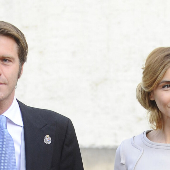 Le prince Emmanuel Philibert de Savoie et la princesse Clotilde de Savoie (Clotilde Courau) - Arrivees a la cathédrale pour le mariage religieux du prince Guillaume de Luxembourg et de la comtesse Stephanie de Lannoy a Luxembourg, le 20 octobre 2012.