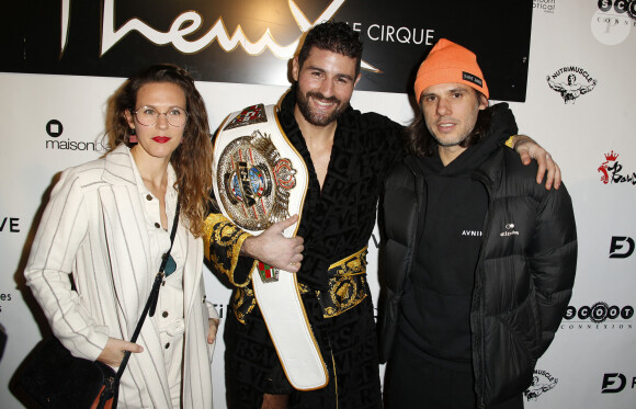 Laure Pester (Lorie), Cyril Benzaquen et Orelsan - Championnat du monde de Kick-Boxing ISKA au cirque Phénix à Paris le 12 décembre 2019. © Veeren / Bestimage