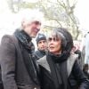 Louis Bertignac et Kuelan Nguyen - People à la sortie de l'hommage à Jacques Higelin au Cirque d'Hiver à Paris le 12 avril 2018.