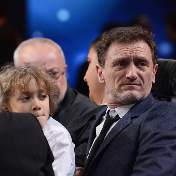 Jean-Paul Rouve et son fils Clotaire - 29e édition du Téléthon 2015 à l'hippodrome de Longchamp à Paris le 5 décembre 2015. © Coadic Guirec / Bestimage