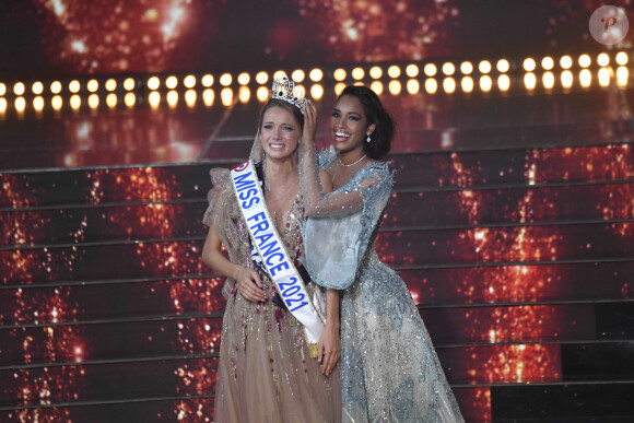 Miss Normandie : Amandine Petit gagnante de Miss France 2021 le 19 décembre en direct sur TF1