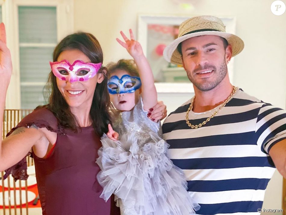 Julia Paredes, Maxime et leur fille Luna, octobre 2020 ...