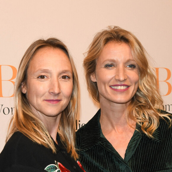 Audrey Lamy enceinte et sa soeur Alexandra Lamy - Remise des Bold Woman Awards by Veuve Clicquot au 3 Mazarine à Paris, en novembre 2019. © Coadic Guirec/Bestimage