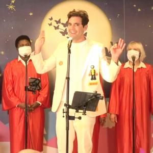 Mika en concert virtuel pour l'association Imagine for Margo - Children without Cancer. Le 23 décembre 2020.