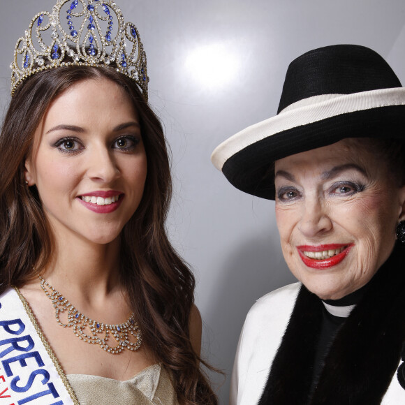 Archive - Portrait de Geneviève de Fontenay et Margaux Deroy miss prestige National le 12 février 2015.