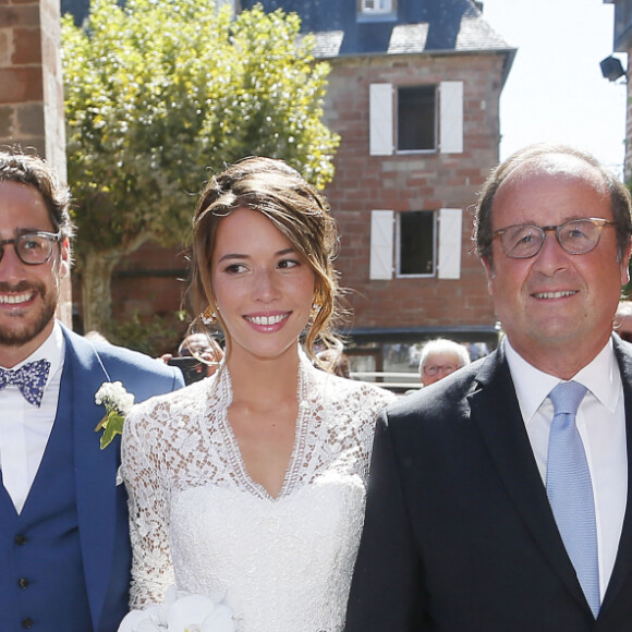 Mariage de Thomas Hollande et de la journaliste Emilie Broussouloux à la mairie à Meyssac en Corrèze près de Brive, ville d'Emiie. Le 8 Septembre 2018. © Patrick Bernard-Guillaume Collet / Bestimage