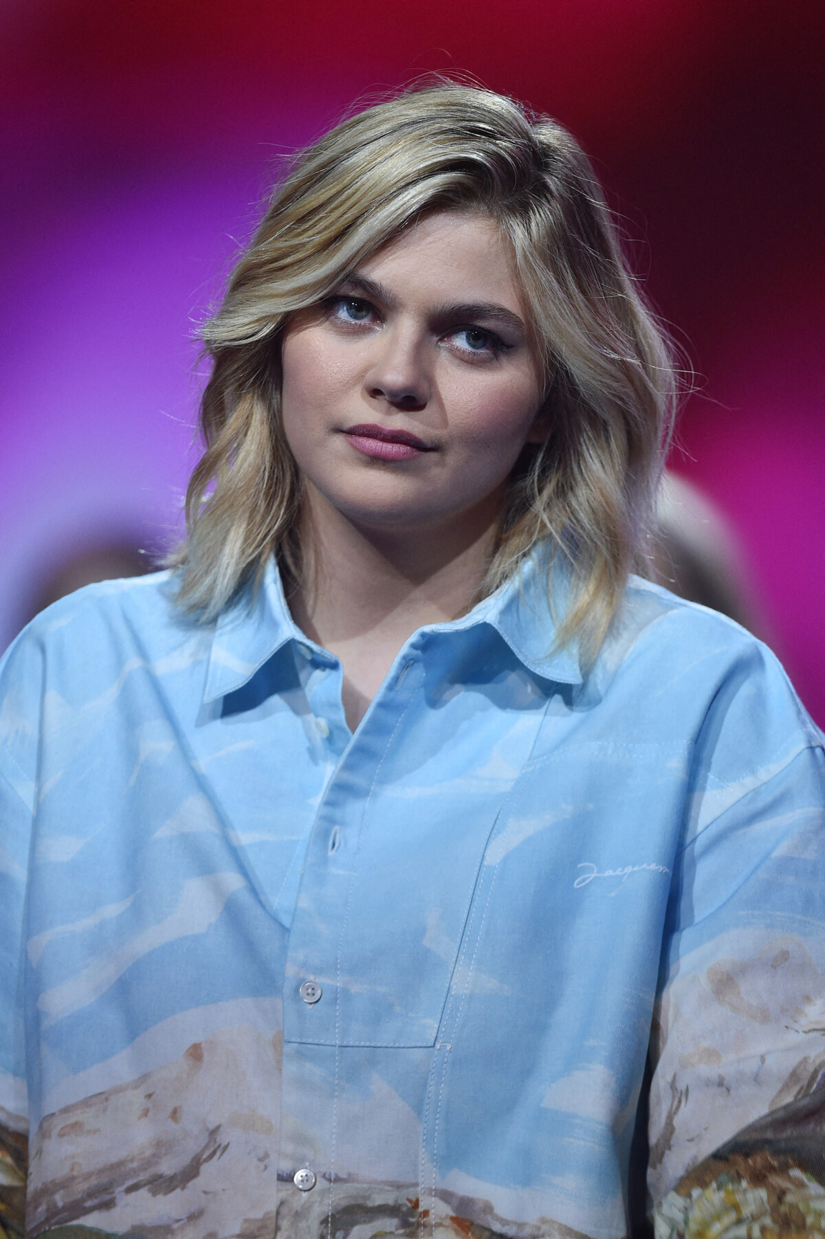 Photo Exclusif Louane Emera Enregistrement De L Mission Choeurs Chantent Dassin