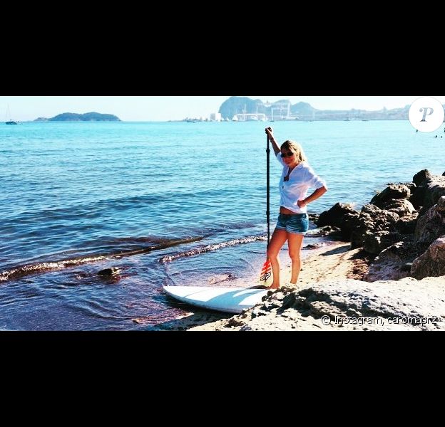 Caroline de "Mariés au premier regard" avant une séance de paddle à la Ciotat